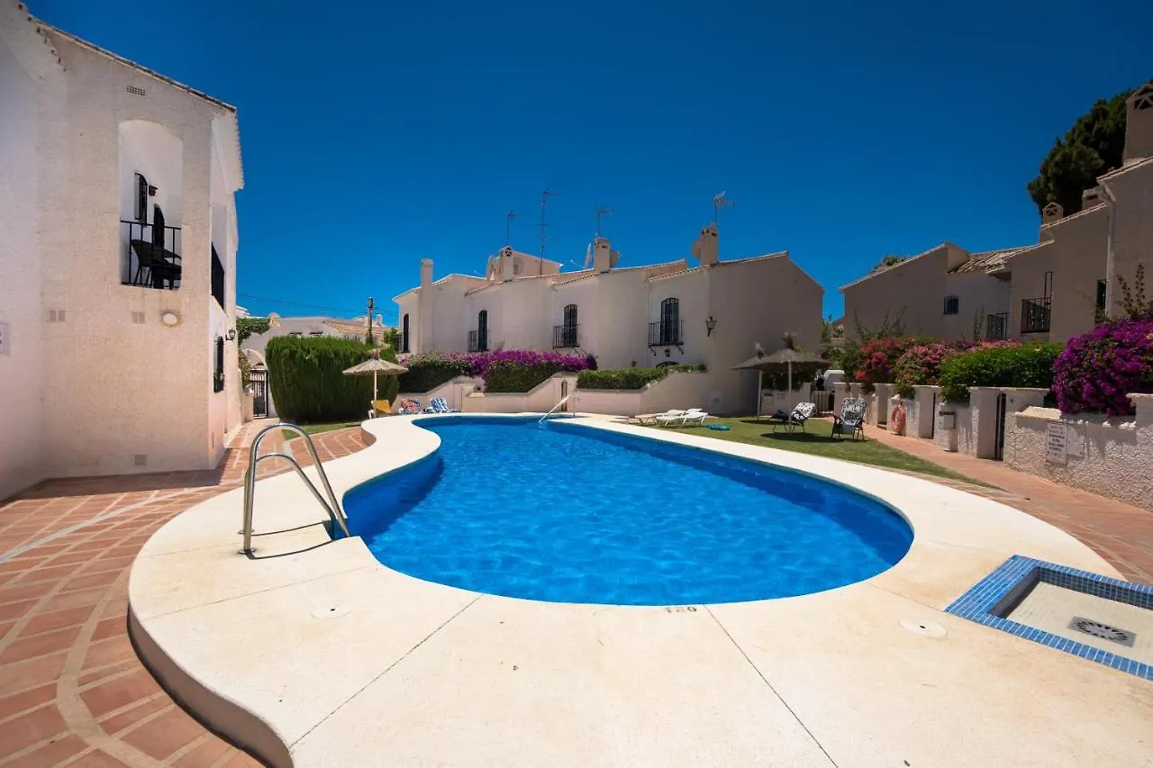 Pinos 2 Daire Nerja İspanya